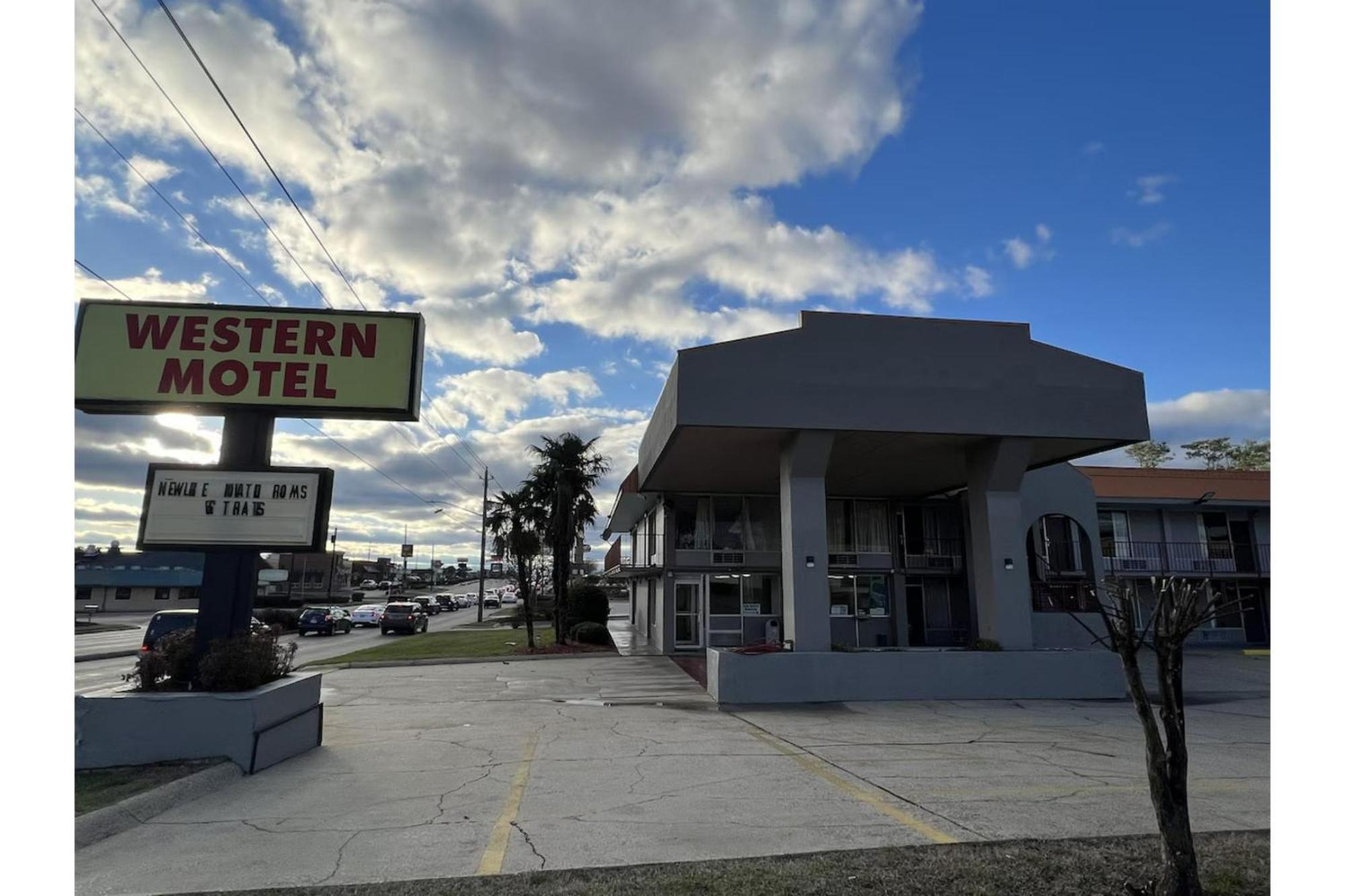 Western Motel By Oyo Hattiesburg Eksteriør billede